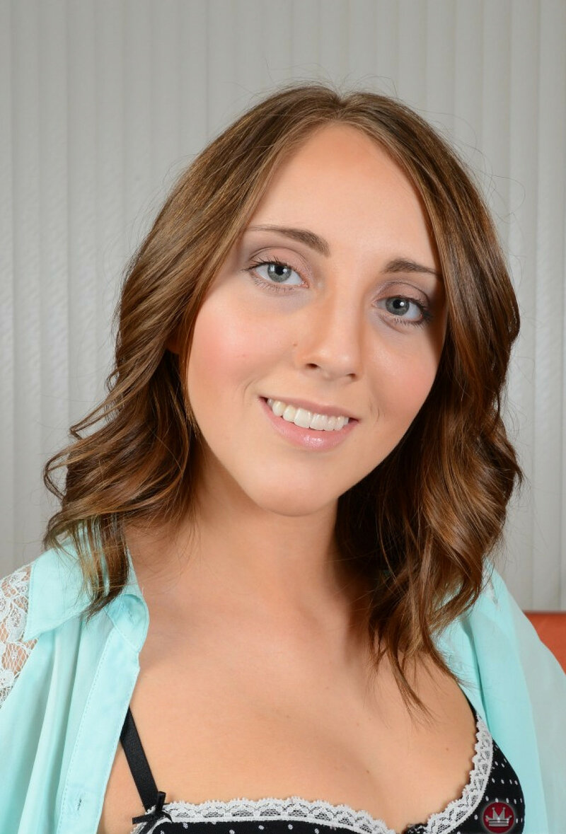 Карина, 23 года, 3 размер груди